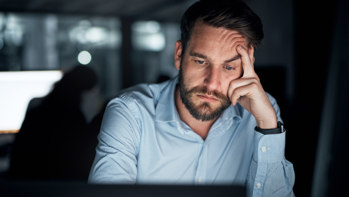 IA et charge mentale au travail : risques, surcharge cognitive et pistes de prévention